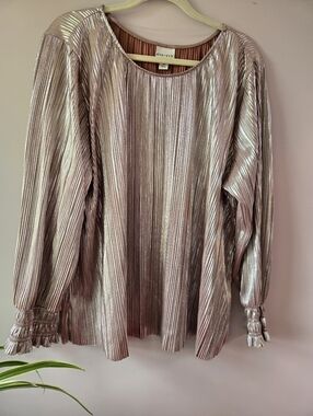 Ava & Viv Metallic Rose Gold Pleated Long Sleeve Top - 3X